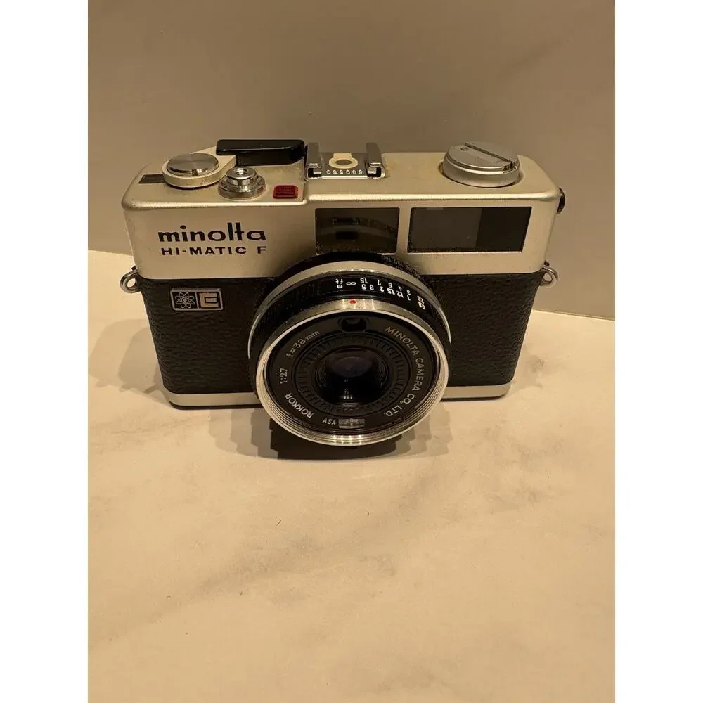 Minolta Hi-Matic F Rokkor 38mm 1:2.7 35mm Film Camera w/Cover + Flash